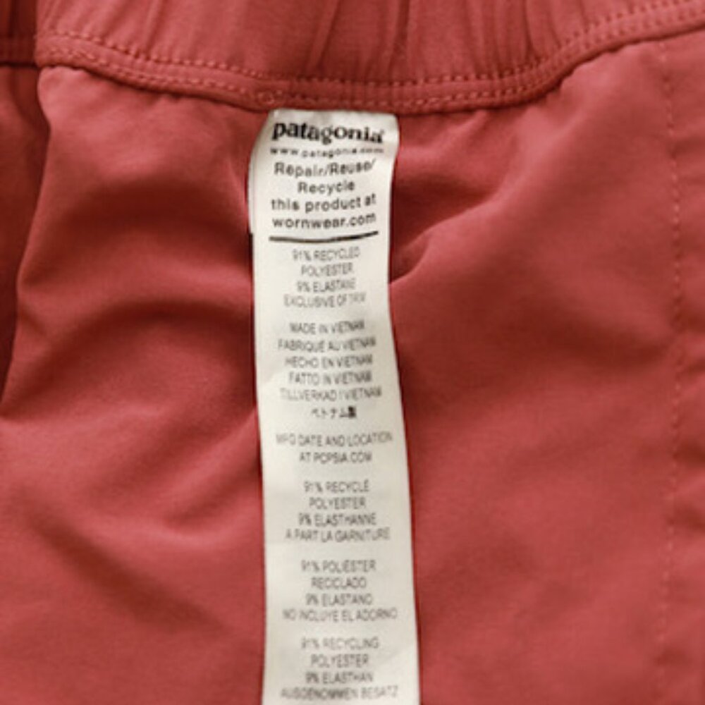 Patagonia Fleetwith Dress Pink - Picture 6 of 6